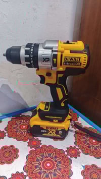 دريلات ديولت بشلز ضد لمي كوبي لبيع رقم 07825888351