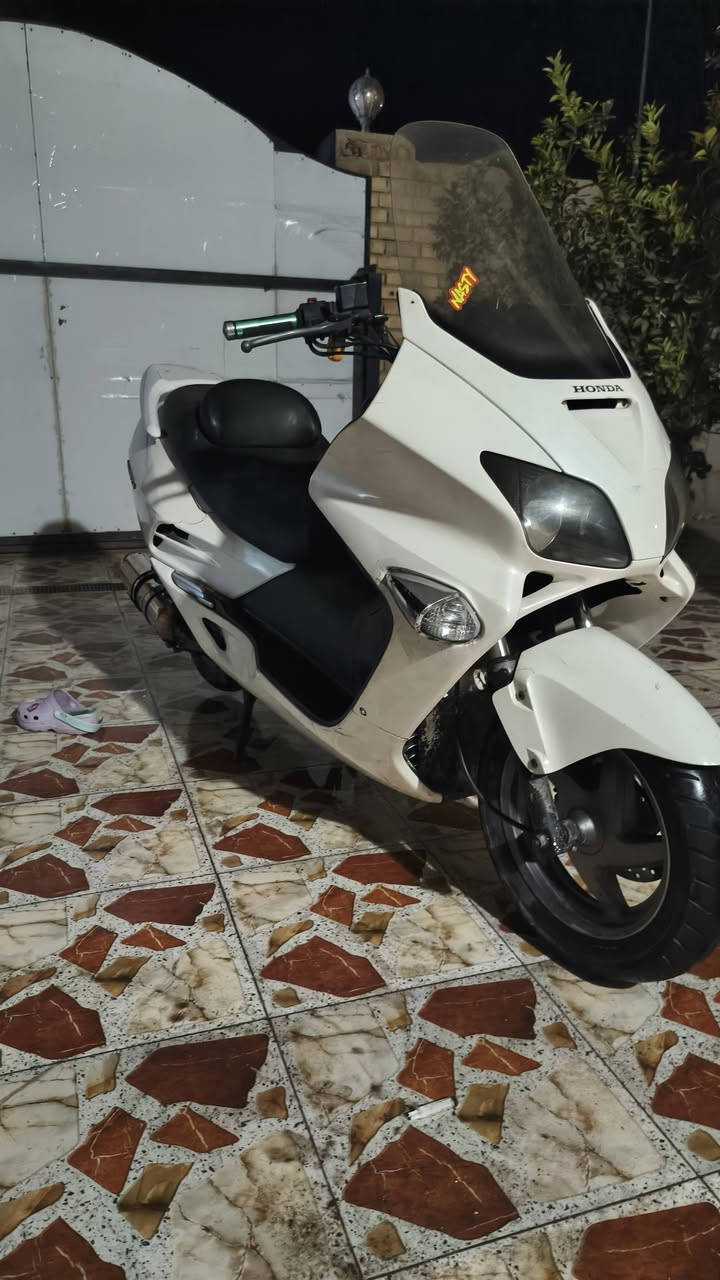 فورزه صفر ٦ للبيع مكينه خير من الله كلش نضيفه وخرسه بلادي أوراق موجوده سعر ب٦٥٠ مكاني كوت الأحرار ***********
