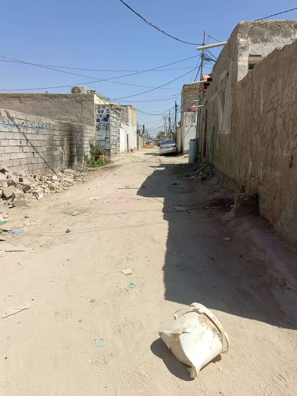 سلام عليكم بيت 110 متر واقع حال 100 ابيع مقابيل حي 17 تموز قريب ع سايدين ميثم التمار موقع كلش حلو واحسن شارع بلمنطقه بناء متعوب عليه كلش كله درجه اولئ باقي شي بسيط ويكمل ابيع هيج مشمول بلطابو ومرقم 
💸سعره 35 صارفين ع بنائه تقريب 28 والعرصات يمه ب15 تنباع سعره مناسب مقارنه بلبناء والعرصه
***********

