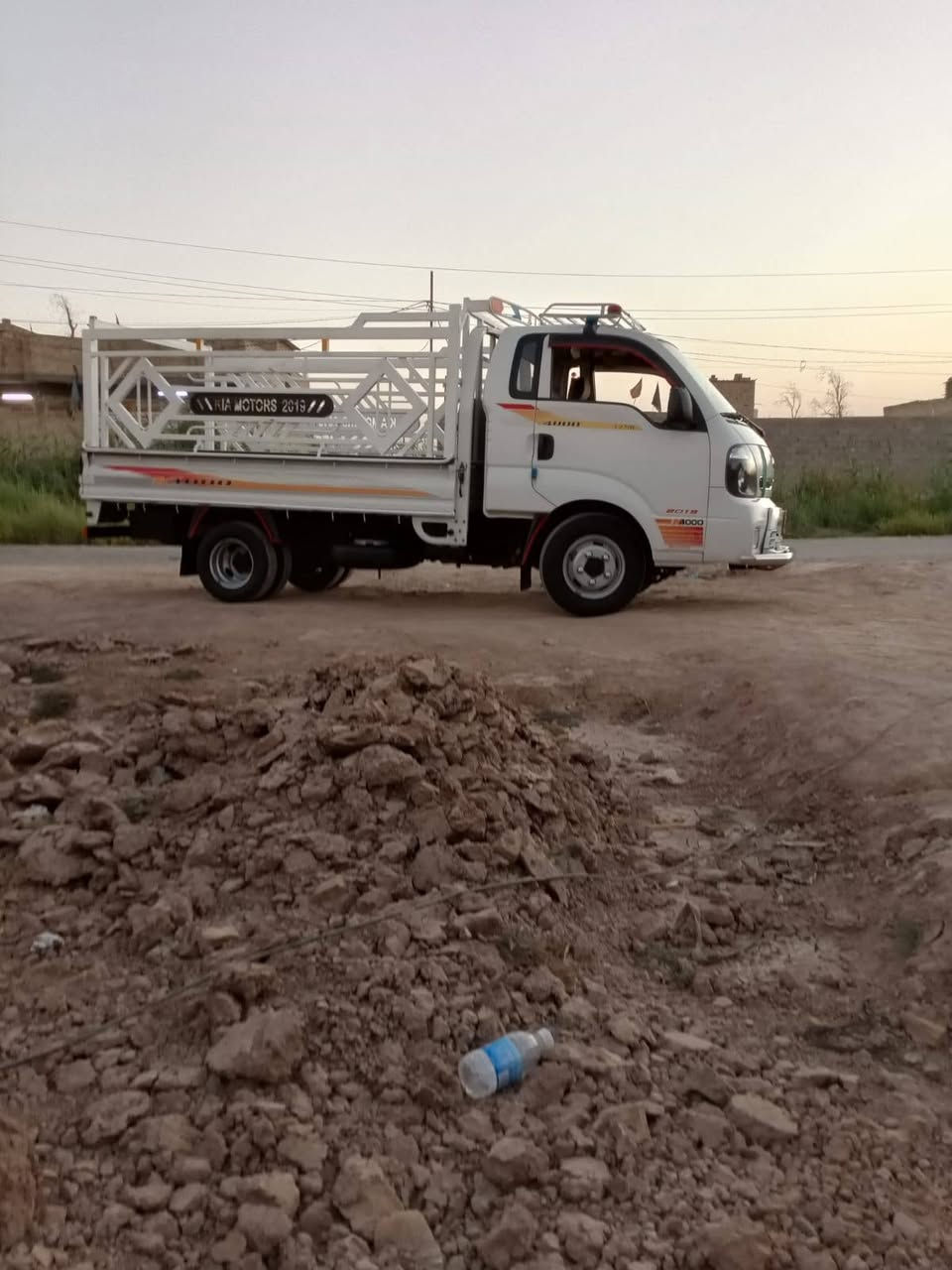 كيا فحل موديل 2019 رقم بغداد بااسمي السعر 145 وبيهه مجال *********** المكان بغداد  نهروان
