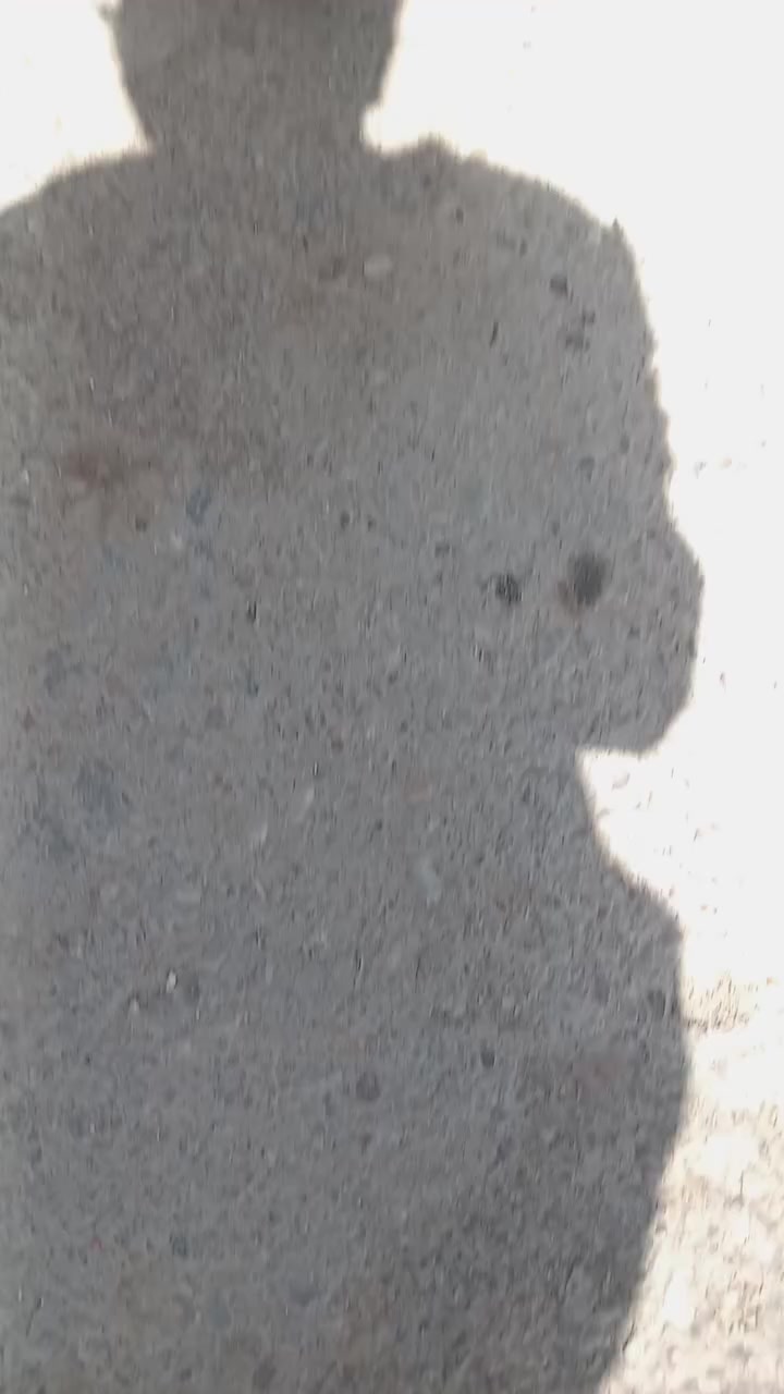 للبيع ٦٥٠ بيه مجال شي بصيط
دراجه مقفله ترايك وين مايريد بس لويل الورا بي عواج بيه منيفس


**إذا كنت صاحب هذا الإعلان وتريد حذفه لأي سبب، رجاءا أرسل رسالة إلى الدعم الفني**