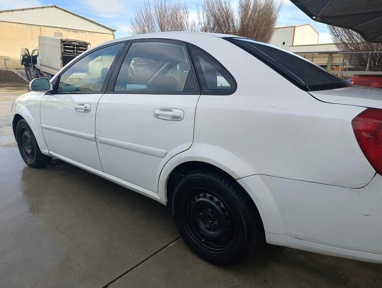 ئۆپترا ٢٠١٢ 
ئاڕم پلاستیکە و سەنەوی ئەسڵی بەغدای لەگەڵە هەمووشتێکی بە شەرت.
  دووپارچە و نیو بۆیاغە بێ ناو گرنن .
داوای ٦٨$ و مامەڵە 
جوابی نامە نادەمەوە 
ئەگەر موشتەری پەیوەندیمان پێوە بکە 
*********** شومان, أربيل
