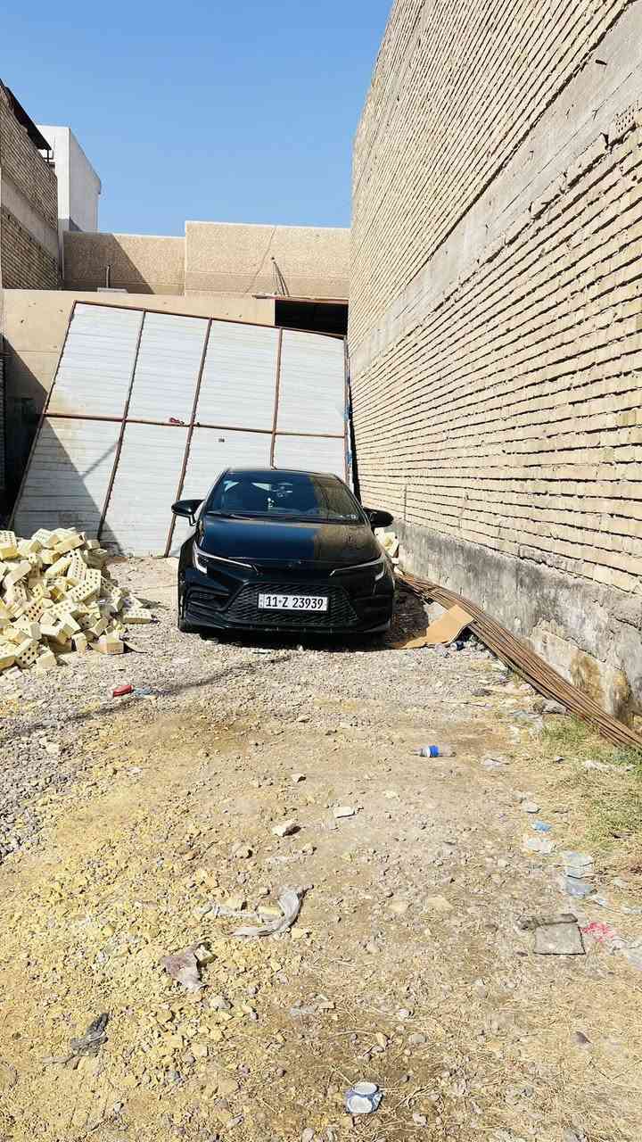 كورلا ياباني امريكي 
موديل 2023 
فئة se 
حادث جاملغ سايق بدون دواخل 
ومثل ما موضح بصور 
مواصفات ميحتاج اذكرها لان معروفة موصفات ال se
 رقمها بغداد 
سيارة بسمي 
شرط التحويل 
مكاني بغداد الدورة 
متواجد فيس واتس ورقمي ***********  
السيارة ع وضع الشركة
 ماشية 22
سعرها 160 وبيها مجال 
وشراي بي خير ويدلل
