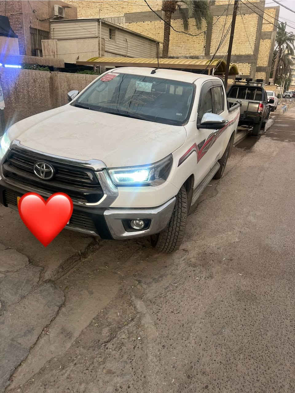 السلام عليكم هايلوكس فورويل2025 زيرو شركت ساز كفاله عامه رقم اربيل تحويل ثاني يوم مكانها بغداد 
رقم التليفون ***********
