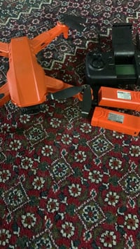 درون L900برو • مدى ٢كم • بطاريتين ٢٥دقيقه