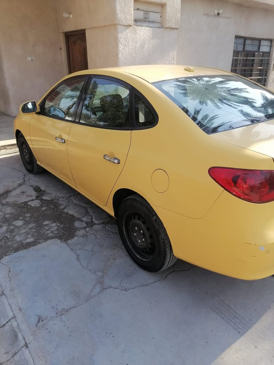 سلام عليكم  النترا 2007 وارد امريكي
السياره حادثها باب  صور الحادث موجوده بل منشور فول مواصفات  السياره جاهزه 

باسمنه  رقم بغداد الماني  

مكان السياره بغداد الدوره السعر98 

0770 786 3626‬
