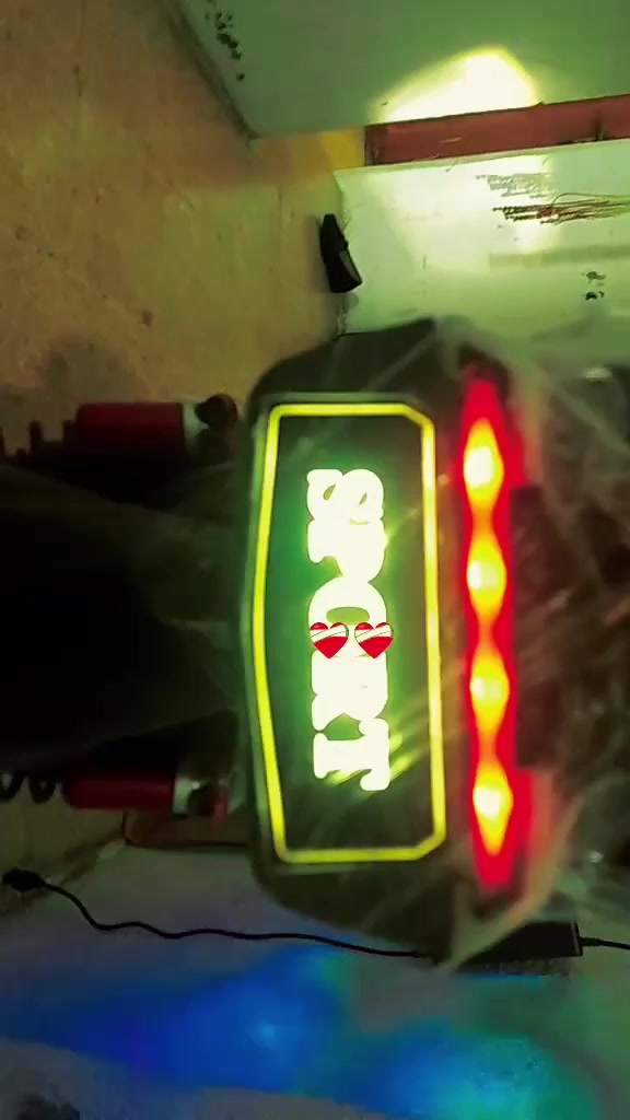 سلام عليكم للبيع سعر 》240》حي سومر. ***********
