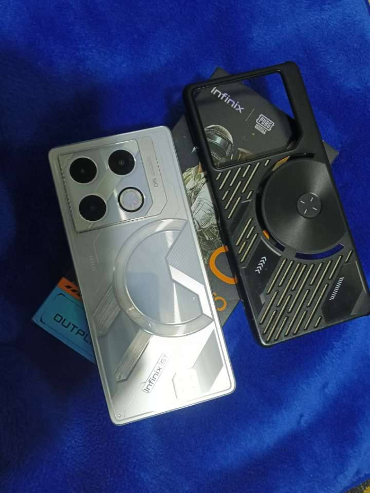 السلام عليكم
انفنكس جيتي 20 برو ذاكرة 256 رام 24 نضيف فووول ملحقاته كاملة للبيع او مراوس السعر 275 مكاني بغداد حي اور


**إذا كنت صاحب هذا الإعلان وتريد حذفه لأي سبب، رجاءا أرسل رسالة إلى الدعم الفني**