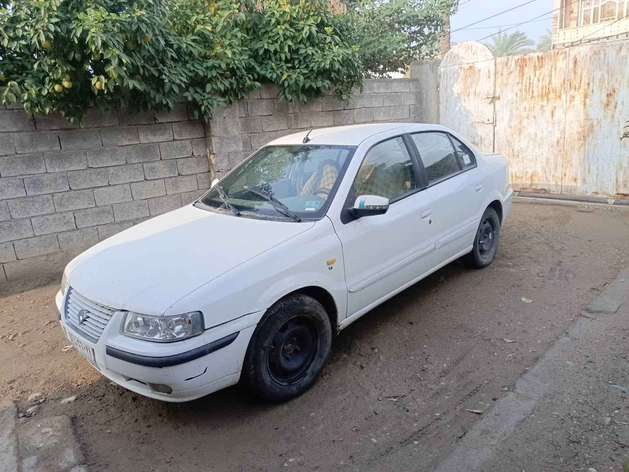 السلام عليكم.
سمند سورن موديل ١٢ السعر ٤٠ السنويه نافذا قبل سنه  الي يحب يتواصل معي أني بالخدمه وهذا رقمي ***********
