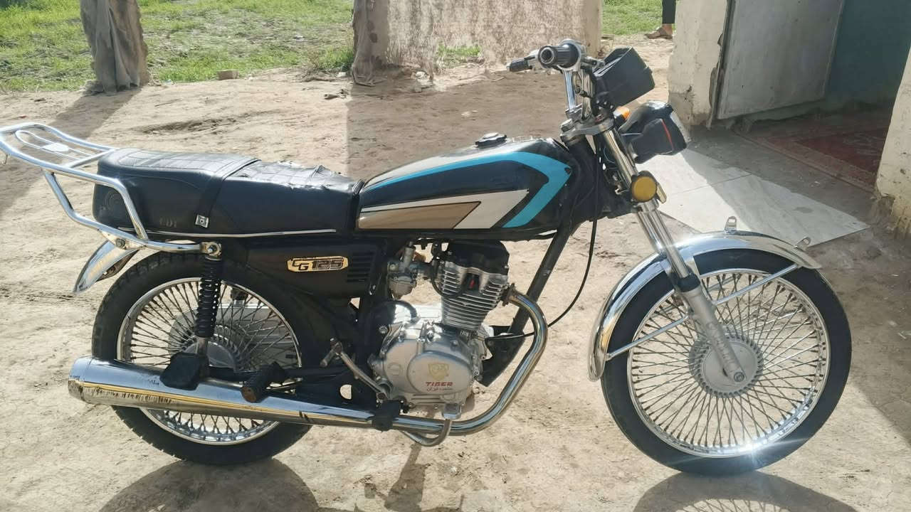 دراجه لبيع اوراق 6 مكاتبه مديل 21.     ***********
