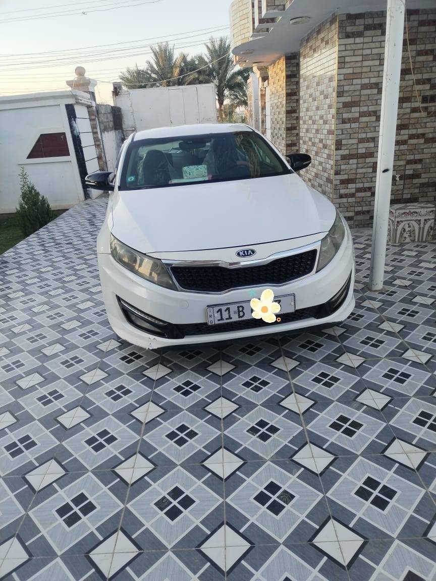 وبتما 2011 خليجي محرك 2000رقم بغداد سياره بيه قطعتين جاملغ وبنيد سياره حلوه سعر 115 وبيه مجال مكان سياره رمادي ***********
