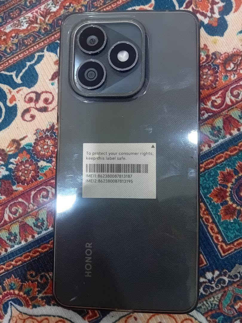 السلام عليكم تليفون HONOR X8d اشتريتة ب 400 صار اسبوع  الله شاهد جديد اريد ابيعة 350 قفل
بغداد شارع حيفا🤍
***********
