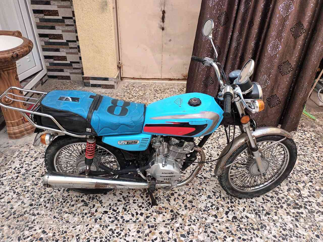 4 جير اصول يوكلها العارضي موديل 2014 تعمير 21.)450)***********
