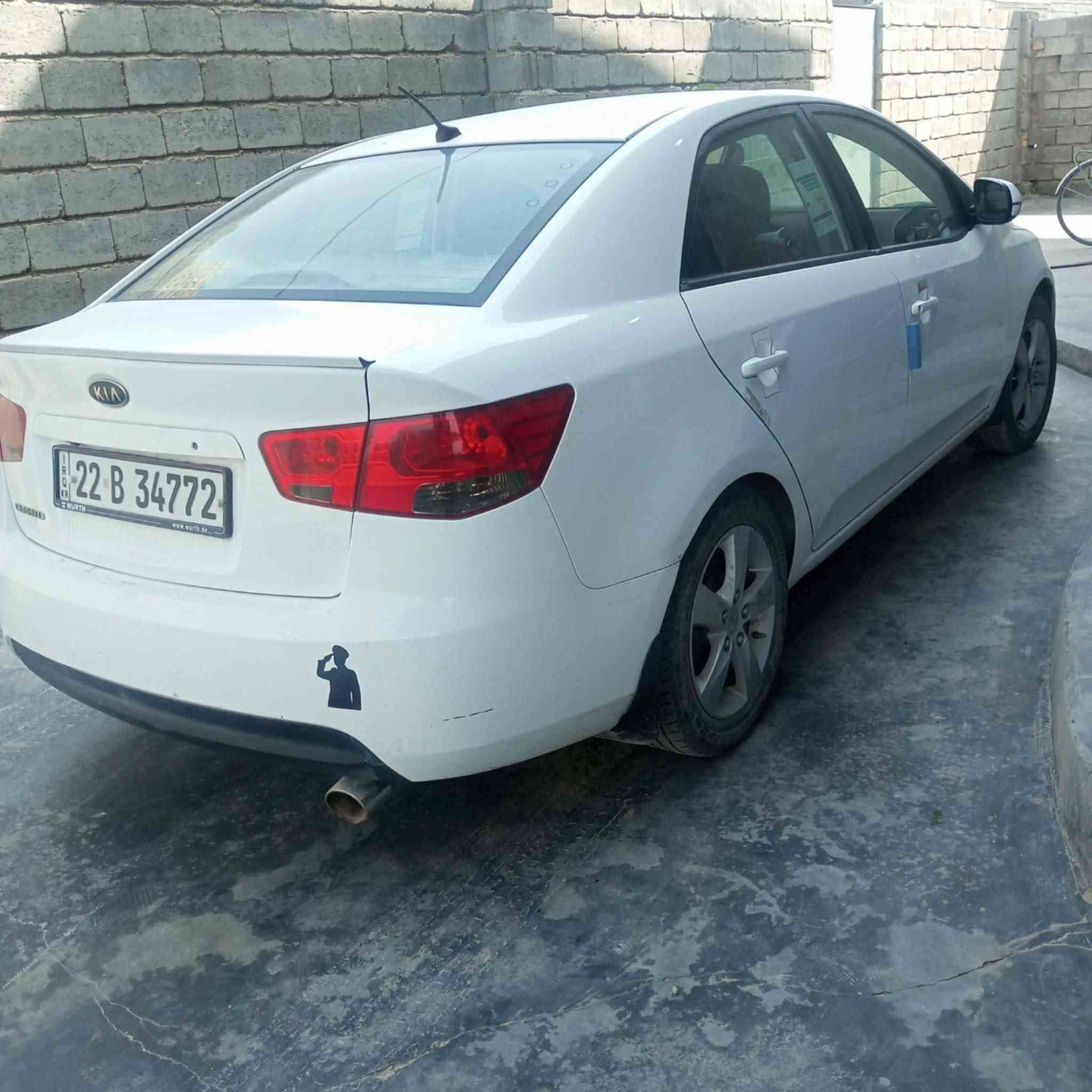 #بسبب_الوعود_الكاذبه
سيراتو 2013 شكل 12 
محرك 1600 
تحكمات ستيرن 
شاشه اندرويد 
داخل لونين
كير اوتو +عادي
السونار موجود 👇👇
 رقمها اربيل رقم دولي
تحويل ثاني يوم 
#السعر 95
مكاني الفلوجة 
***********
