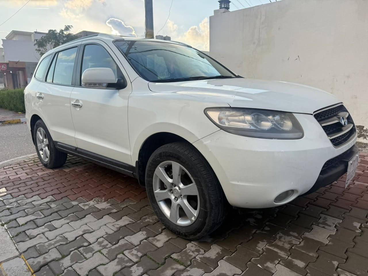 هونداي سنتافي 2009 خليجي ✅
مكفولة من الصبغ والضربه والتبديل والشخوط😍✅

مكينة V6😍✅

فول مواصفات للاخير 1/1😍✅

فتحة✅

اشاير بلمري✅

مري شفط✅

شاشة✅

تحكم ستيرن طرفين✅

حساسات كامره✅

✅4x4 اوتو

كشنات جلد✅

كشن كهرباء✅

7 راكب ✅

تبريد 3 قطع (مركزي)✅

داخل السيارة بحالة الوكالة 😍

 

رقم اربيل وكالة و تحويل مباشر 

مكان السياره كركوك

للاستفسار
‭0788 673 9002‬

***********
