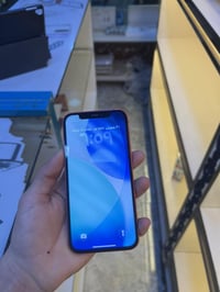 آيفون ١٢ • ٦٤ • بطارية ١٠٠٪