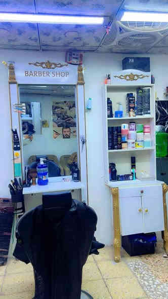 السلام عليكم
مرايات حلاقة ثنين مع فاترينه 
مستخدمات نضيفات 
السعر الكل 125
تواصلو وتدللون 
***********
