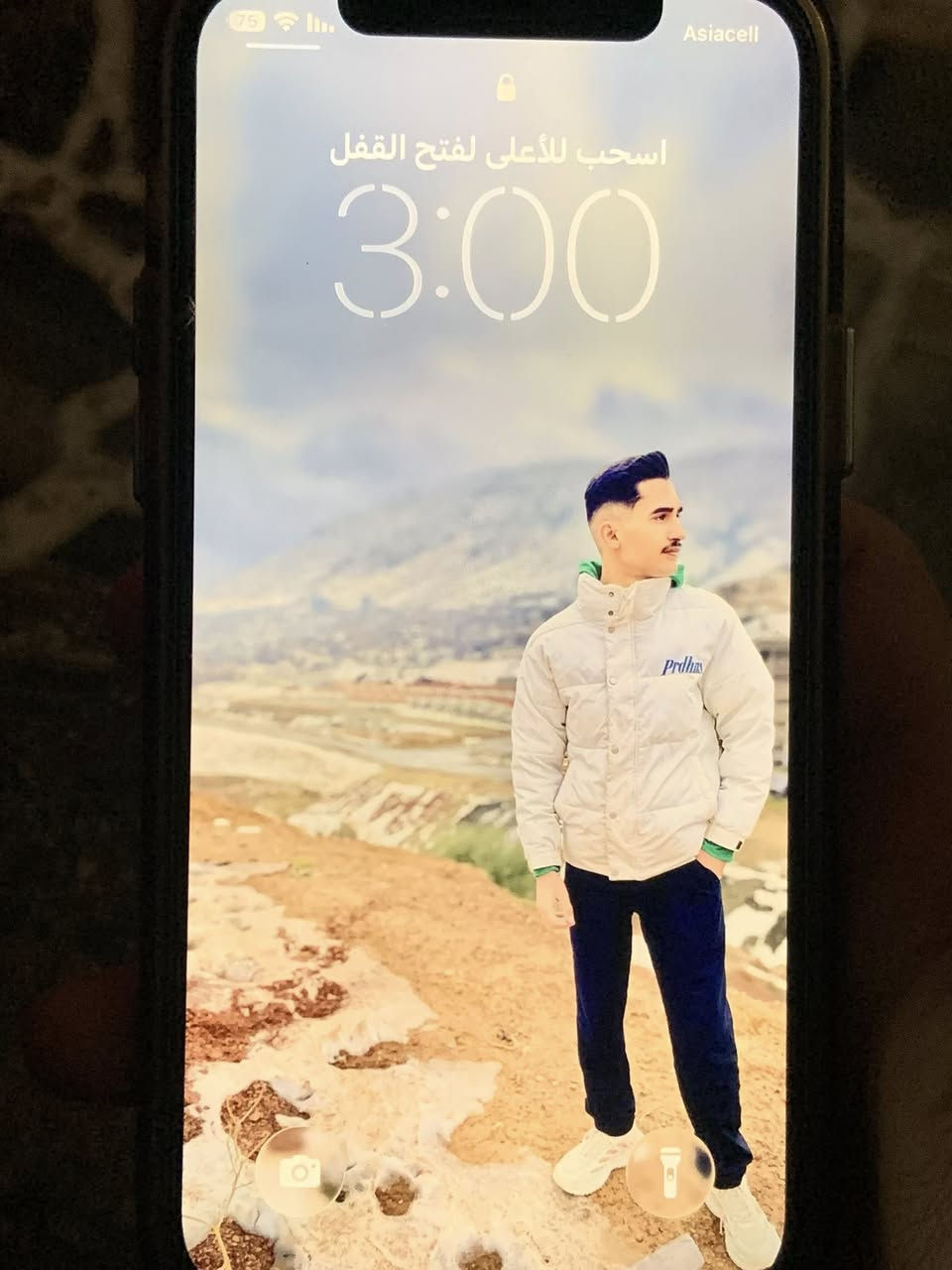 الذاكره 128 الجهاز شرق اوسط وتر على فحص كلشي ممبدل بي 

الجهاز وتر تاخذه على فحص كله شغال 

نت اتصال كامرات فيس ايدي كله شغال 

البطاريه 74

الجهاز شرق اوسط 

كله شغال ما مفتوح ابد 

تاخذه على فحص 

***********

325الف 

مكان بغداد الدوره
