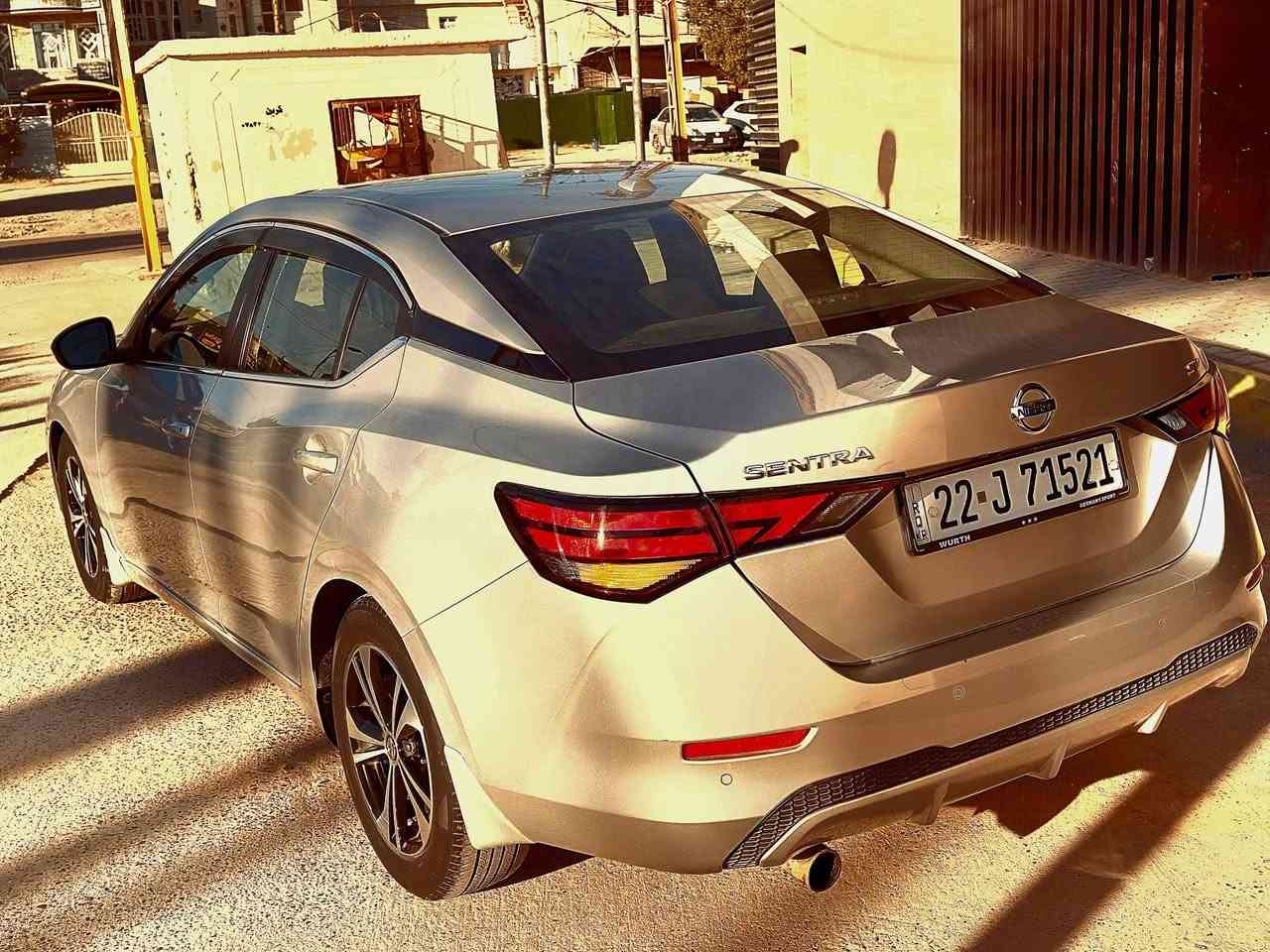 السلام عليكم
نيسان سنترا وارد أمريكي
 موديل 2021 
لون سلفر
مكينة 2000 cc
كيرCVT
سيارة شمالية أربيل رقم جديد 
السنوية بأسمي  هزة مالتها لحد شهر 7 تنفذ
طبعا سيارة SVمواصفاتها معروفة فول عدة الفتحة
بصمة
تشغيل عن بعد 
تحكم ستيرن
 قيادة ذاتية
رادرات خلفي امامي 
حساسات خلفي أمامي وبل مري جانبي
السيارة  كاملة مابيها نقص
حداداية جديدة
تايرات جديدة
باتري جديد
تبريدو تدفئة
مدوشمة كاعية وكشنات وصندوك 
السيارة حادثها موضح بسونار
السعر 135$ وبيها مجال حك الجية 
 عنوان السيارة بغداد /الاسكان مقابل كلية بغداد للعلوم الاقتصادية 
  ***********
