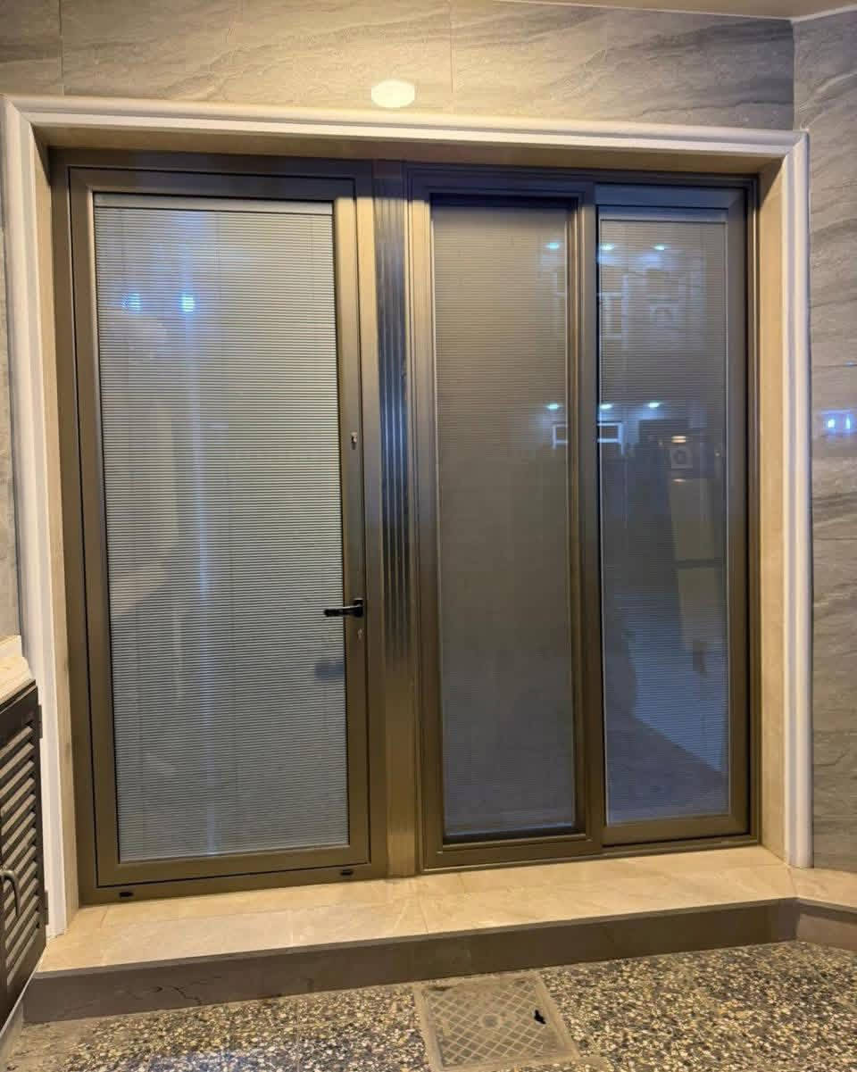 أعمال ألمنيوم بحدث الموديلات شبابيك) (دروجه) (كاونترات) (وجهات كيرت ول ( تواصل علا رقم

(***********)
