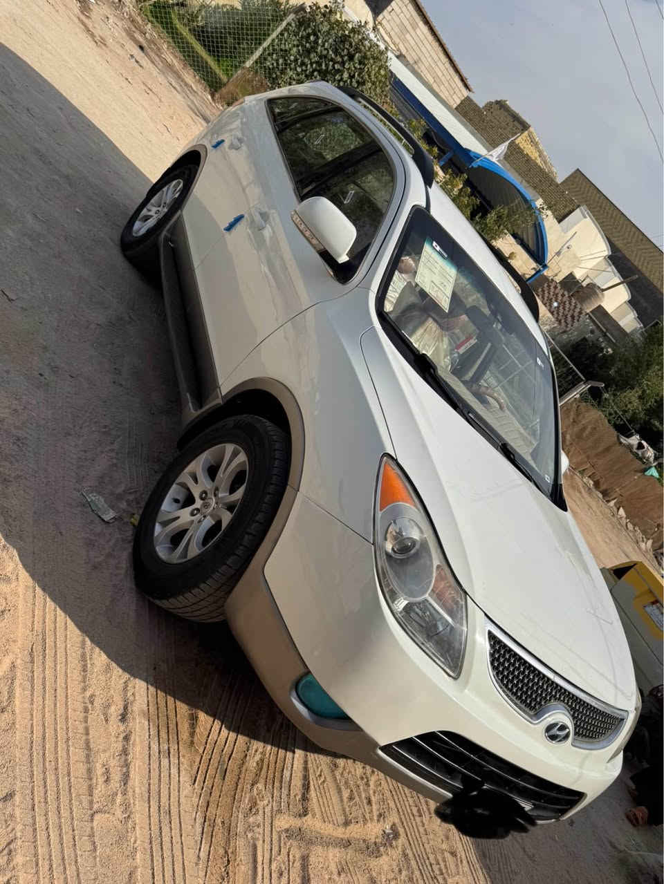 سلام عليكم 
هونداي فلكروز 2012 سعودي استيراد شركات النفط 
مكفوله من الضربه والتبديل بيهه صبغ اثر طخه ستوته  فول ماعدا الفتحه سبعه راكب سته اسلندر مكينه وكير جدد حداديه تبريد اتلث قطع كشنات كهرباء سياره جاهزه للاخير رقم ذي قار تحويل ثاني يوم
للبيع او للافظل المراوس ابسياره صالون 
السعر 145 وبيهه مجال 
مكاني مركز الناصريه 
للاتصال 
*********** ناصرية, ذي قار
