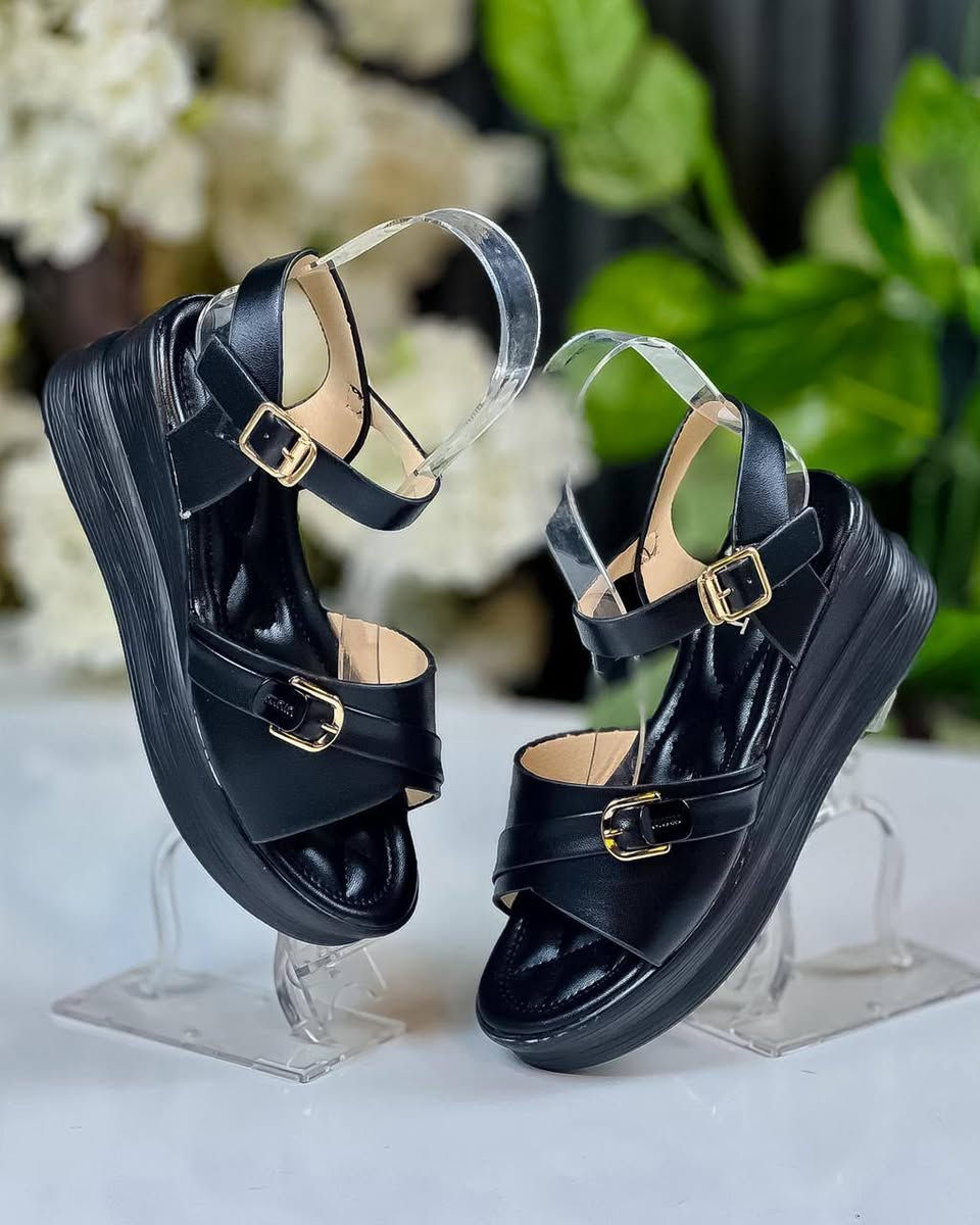 حذاء نسائي انيق ..ومريح الوزن صفر طبي درجه اولى♥️ كعب 5 سنتم..فلوريتايم♥️ 

 السعر 13 الاف

القياسات 37.38.39.40.41

‏‎❇️ متوفرة خدمة توصيل 🚕 لجميع المحافظات ❇️

للحجز والاستفسار 
على خاص


**إذا كنت صاحب هذا الإعلان وتريد حذفه لأي سبب، رجاءا أرسل رسالة إلى الدعم الفني**