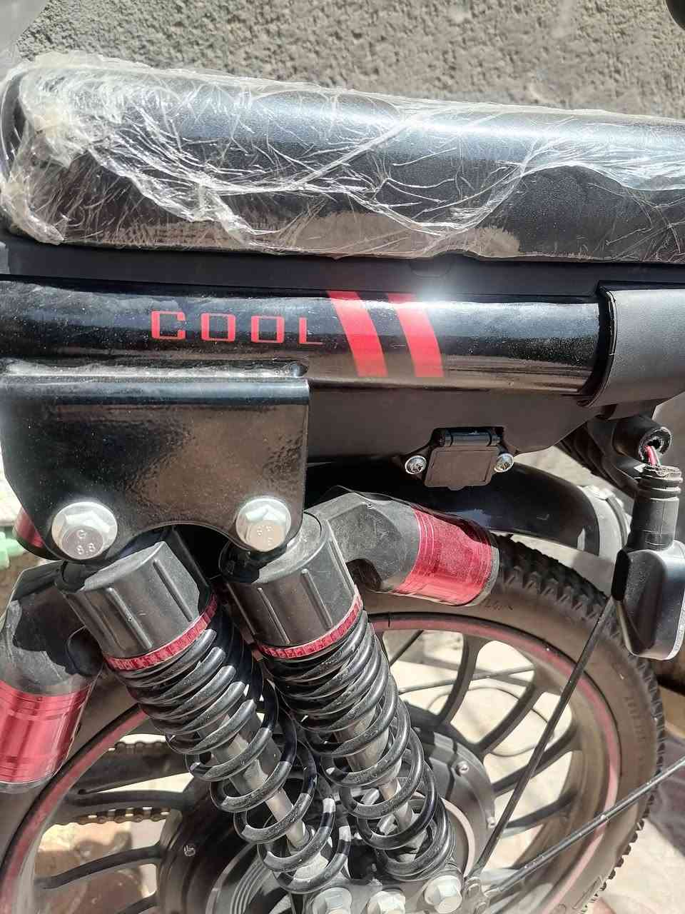 سلام عليكم
دراجه للبيع جديده اشتريتها قبل 3 ايام ب 500 الف من مجمع ابو علي بحي الصحه
رايدها ب 450 
***********
