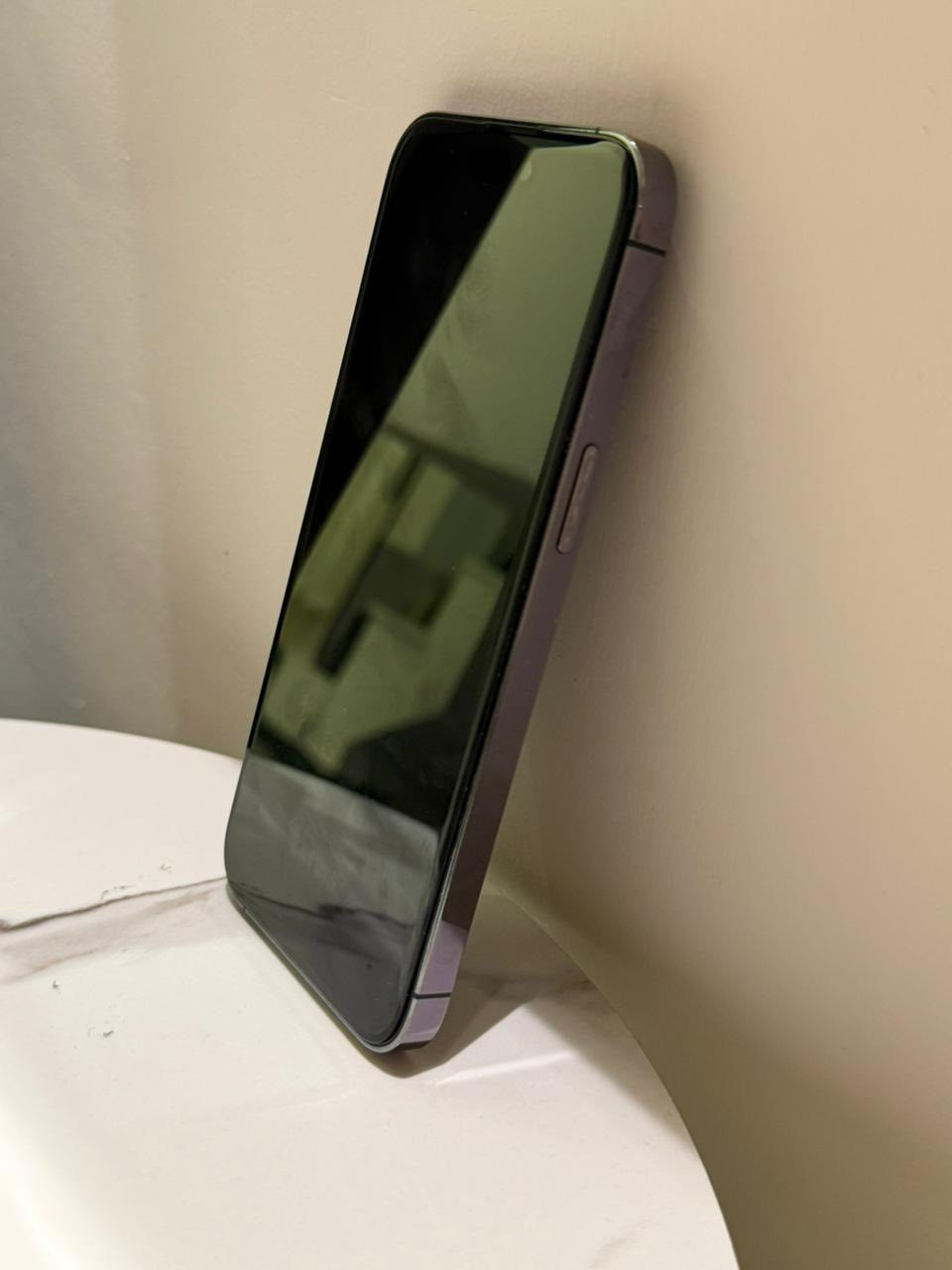 سلام عليكم شباب 14 برو ماكس ضمان ماستر شرق اسود باكيته وياه بس بيه نقطه سوده بلشاشه صالها بلسنه هيج مماثره على لمس كله بلادي بطاريه 84 ذاكره 256 جهاز بلادي كلشي ممبدل بيه لااستفسار ***********
