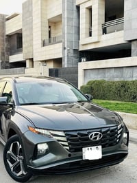 للبيع توسان 2022 رقم بغداد بسمي هزه وفحص جديده  حادثها البنيد فقط البا...