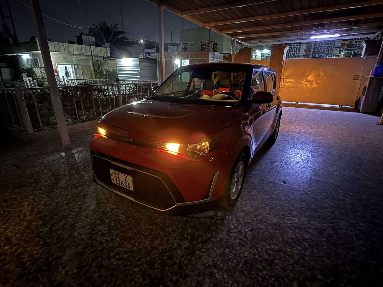 التفاصيل داخل الصور
