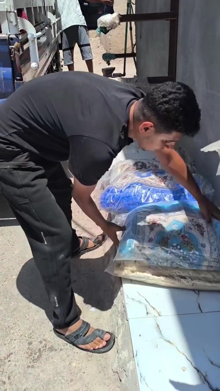 ضياء العكيلي شارع شيخ ستار مقابل مجمع عباس العگيلي ***********
