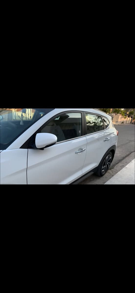 توسان2021ماشیە ٩٨٠٠٠کم خليجي  سعر 183$


**إذا كنت صاحب هذا الإعلان وتريد حذفه لأي سبب، رجاءا أرسل رسالة إلى الدعم الفني**