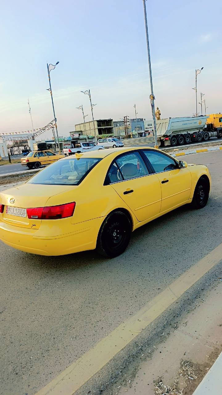 سلام عليكم سوناتا  موديل 2009 جديده دوشمه جديده 
صدر جديد امامي وخلفي دخم داير جديد سياره محرك 2400 سياره مكفوله كير ومكينه سياره جكليته بيه جاملغ وبنيد فقط بدون دواخل معروضه 104 وبيه مجال بصيط 
مكاني واسط الصويره *********** وبيكم خير وتدللون
