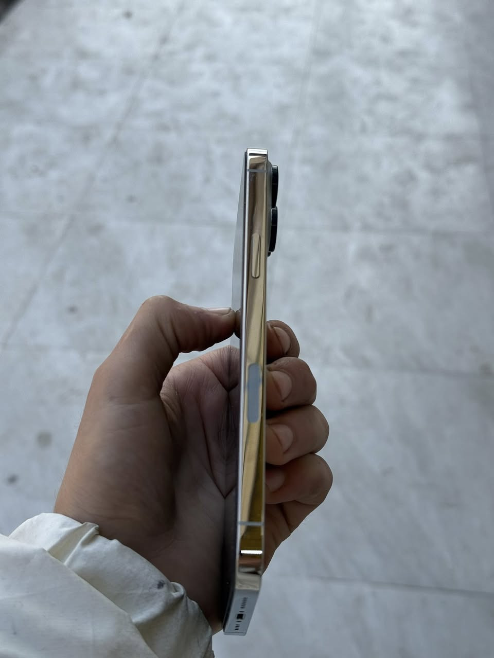 سلا عليكم آيفون 13برو ماكس ذاكره 128
تك سيم 

نموذج  M 

بطاريه 98 مرفعه وكاله 

الجهاز شرط ما مفتوح ولا مبدل اي شي وأنطي ضمان الفحص  

السعر 675 وبي مجال بسيط 

عنوان موصل حي البكر 

للتواصل. *********** بي وتساب فقط 
 للاتصال.***********
