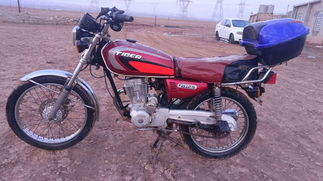 السلام عليكم ماطور للبيع سيفان موديل 2020وايرمنيه شقالق شرط ما مفتوح السعر 300وبي مجال للستفسار علا الرقم ***********
