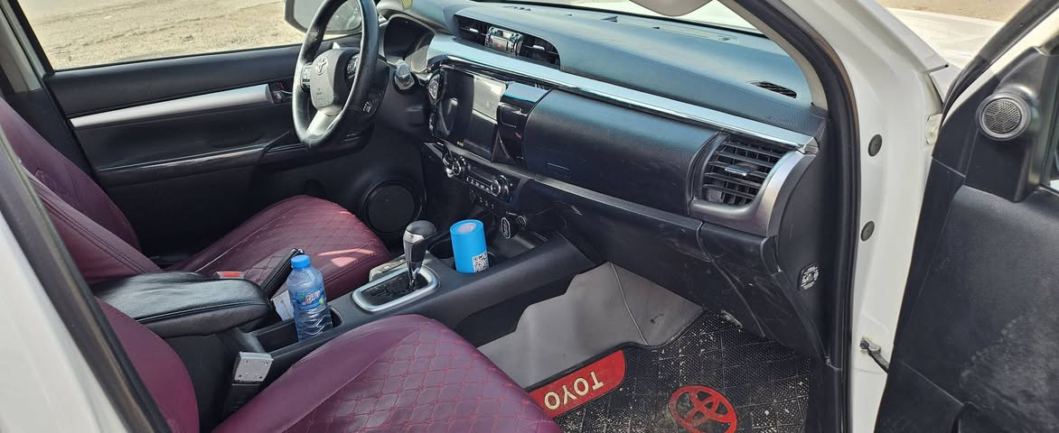 تيوتا هايلوكس ٢٠١٧ديزل محرك كاز 2800 بصمة تشغيل مري شفط شاشة كبيرة  محرك مبدل جديد كامرة خلفي الا ضافت باب على البدي  السعر المطلوب 260 ورقة بغداد  ***********
