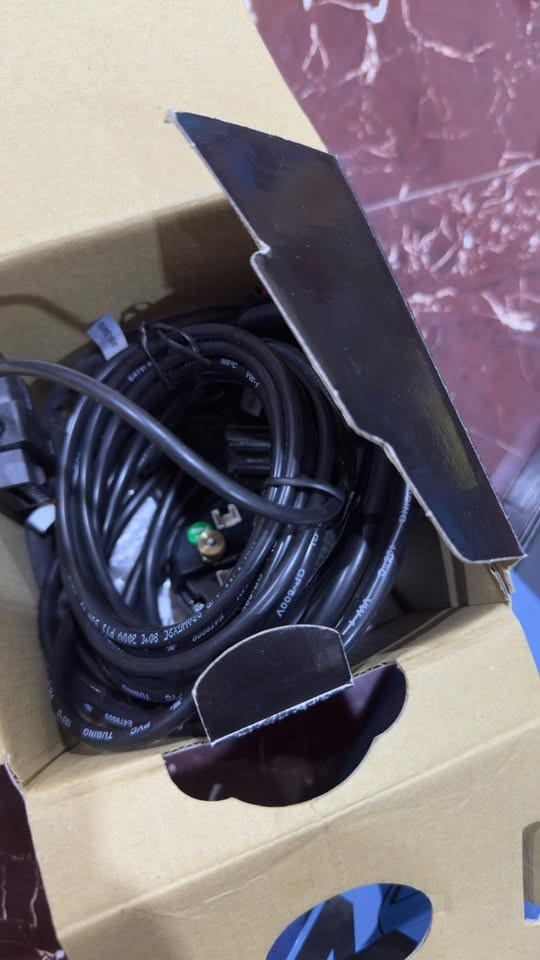 سلام عليكم
وصلة hp tuner مع wideband
 مستخدم مرة واحدة فقط جديد ١٠٠/١٠٠
للتواصل ***********
