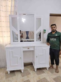 غرفة نوم للبيع جديده صارلي شهرين من ماخذه نجاره عراقيه درجه أوله سعر م...