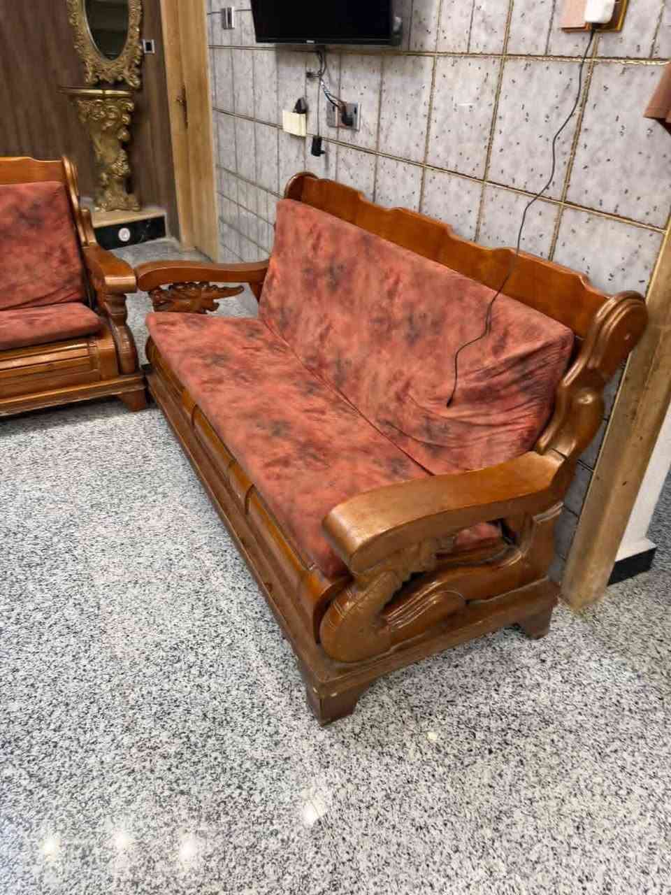 تخم قنفات 14 مقعد💺 خشب ياباني اصلي يرهم كوفي يرحم حديقة يرهم استقبال التخم نضيف وتكمه السعر 650بي مجال بسيط مكاني بغداد للاستفسار خاص ماسنجر او واتساب مراسلة فقط الخط معلق ***********
