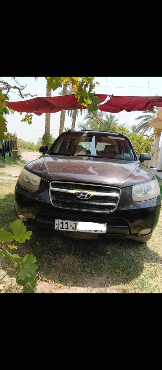 للبيع سنتافي 2009 خليجي
كشن كهربائي تبريد شغال 
تخم تاير *********** رقم صاحب السيارة
