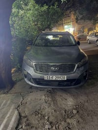 سورنتو وارد امريكي 7 راكب 3 قطع تبريد مكينة GDI ضربتهه قمارة مصبوغه عا...