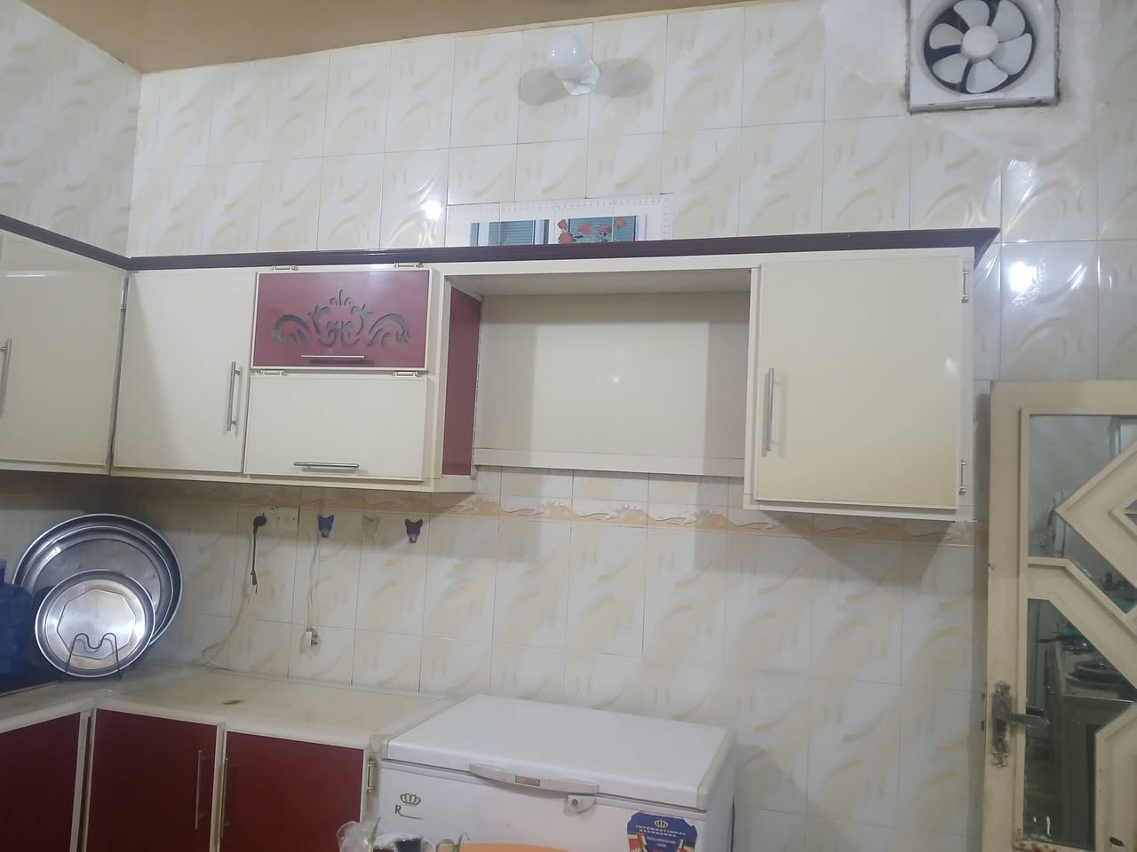 كاونتر للبيع بعده جديد كامل مكمل نظيف السعر ٩٠٠ وبي مجال للشراي


**إذا كنت صاحب هذا الإعلان وتريد حذفه لأي سبب، رجاءا أرسل رسالة إلى الدعم الفني**