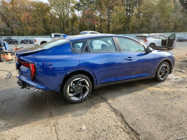 السلام عليكم 
للبيع K4 مواصفات EX حادثه بلجاملغ الخلفي وشويه بقبغ الصندوق حاليا السياره بعمان وابيع بعمان بدون كمرك 
سعرها 120 بدون كمرك مطروحه بعمان 
مكاني بلمسيب 
رقمي ***********
