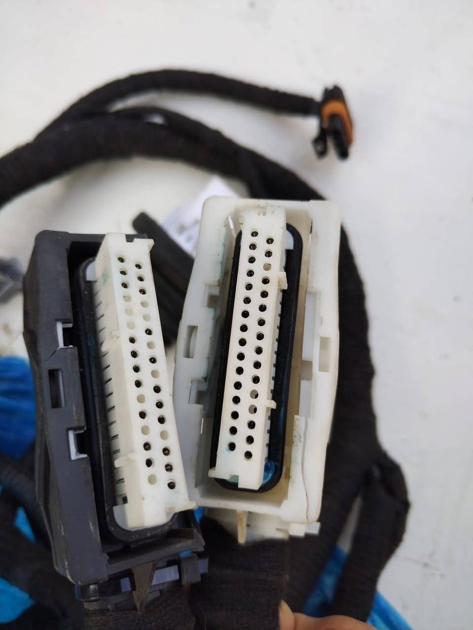 غراض افيو خليجي مفتوح ١٤٠٠
ضفيره جديده وقاعده فيوزات. نوزلات كامله مصطره. 
جويتر مع الحساسات شغال تفصيخ قبق ولفات. ضاغطه جديده دكشن حار افيو.. فلنجات اوبترا 
اي ستفسار خاص.. لايوجد توصيل 
عنوان...  ناصريه مركز


**إذا كنت صاحب هذا الإعلان وتريد حذفه لأي سبب، رجاءا أرسل رسالة إلى الدعم الفني**