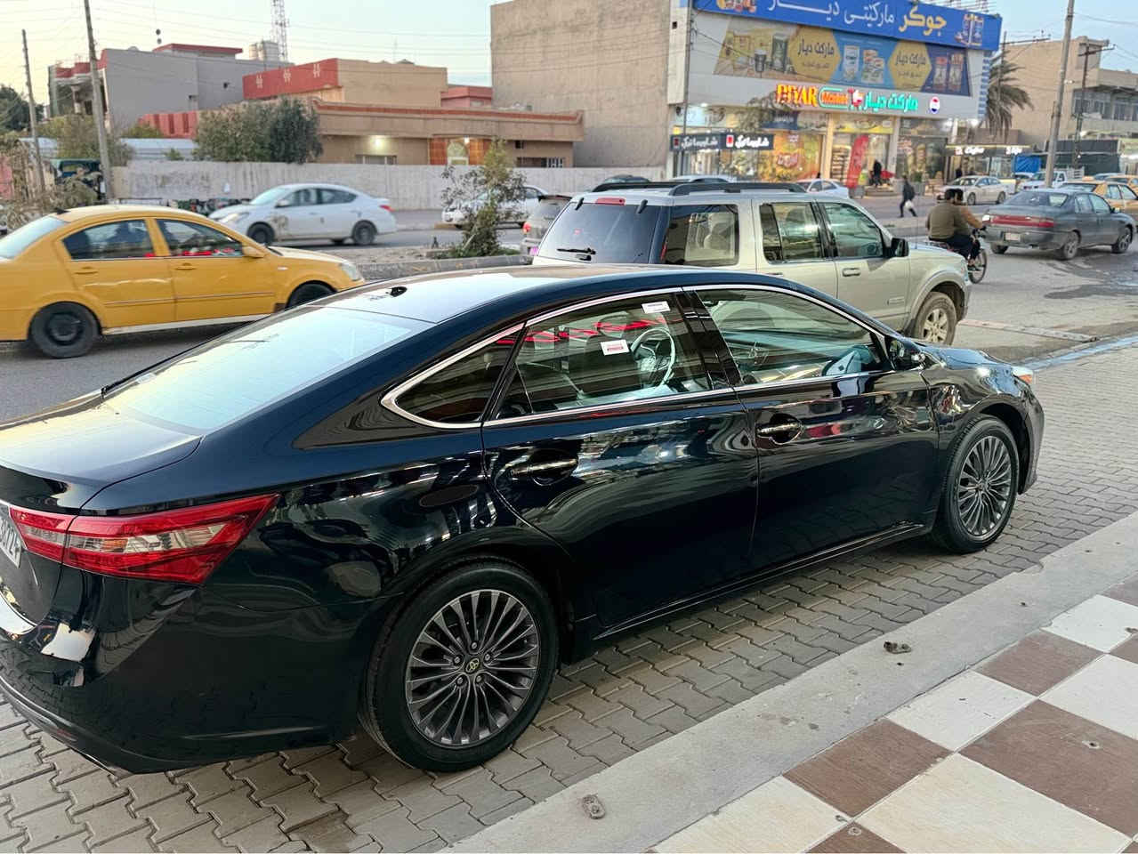 للبيع تويتا افلون  وارد امريكي موديل 2016 لون اسود فول موصفات  بونيد و جامرلغ امبدل بيلادي. الفحص موجود بصوره. سنويه رقم جديد. شرط وكال و تحويل محرك گير. كهرباىيات. طخم طايرات طخم الصدر كله بشرط مابايهه 250 نقص  للبيع فقط مكان سياره كركوك.  سعر( 185)وه رقه  شراي خابر *********** كركوك, العراق
