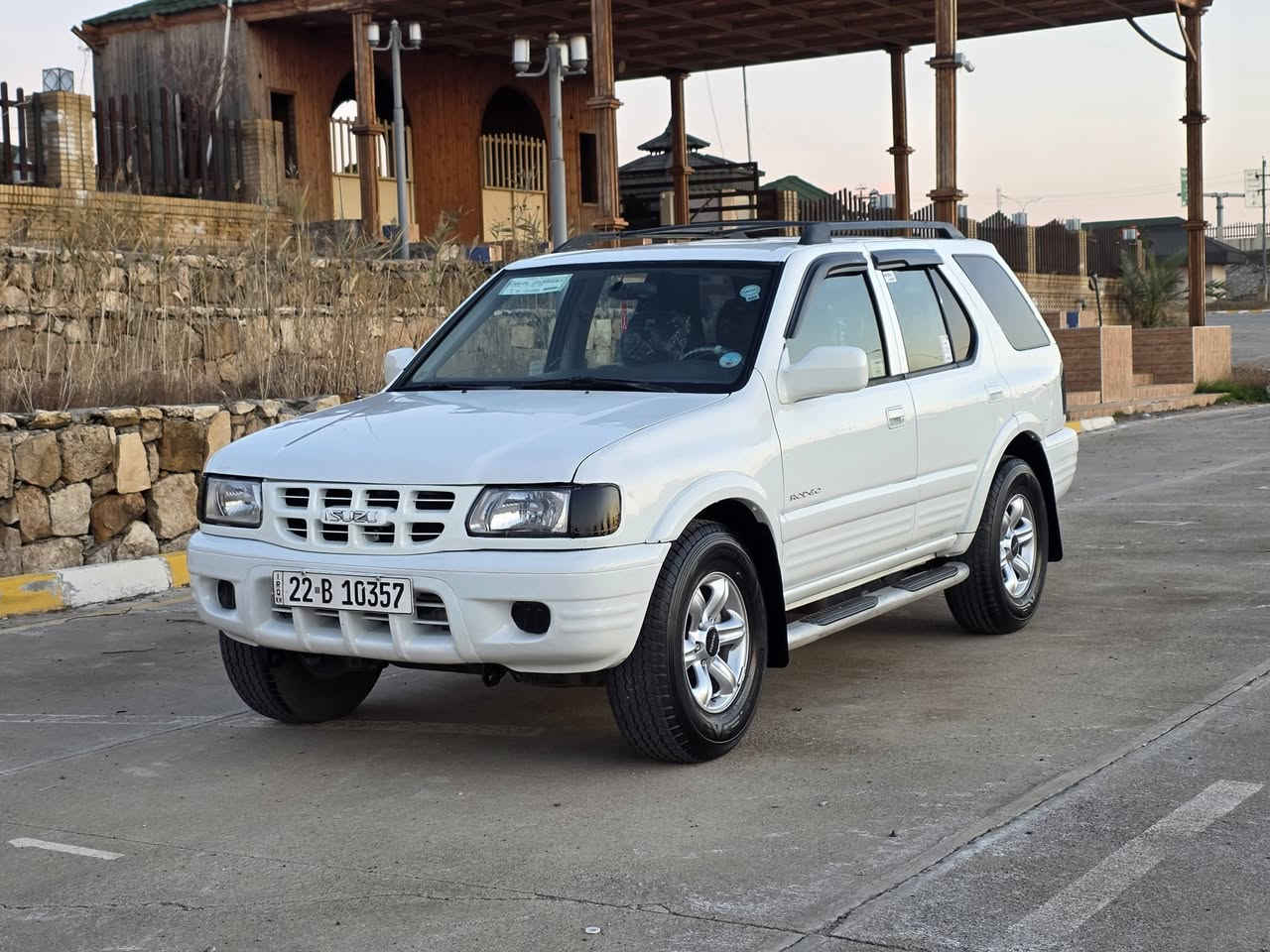 سلام عليكم من رخصة الأدمن المحترم عندي اسوزة روديو.ياباني اصل لون ابيض ثلجي موديل 2002.رقم اربيل محرك حجم 6سلندر.بيلادي كير اوتماتيك.رقم وسنوية جديد لغاية 2030.كير ومحرك بشرط لاصرف ولابخار سيارة منضومة غاز ⛽️ وبانزين.بيهة بطاقة بانزين شرط تحويل مباشر.سيارة فول موصفات تبريد قطعتين ثلج شغال 🥶.تدفئة.لايتات زينون مرايات كهربائي قفل مركزي كنترول.سيارة دبل اكسل 4×4.نضام ايكو.4جام كهربائي.سيارة بدون صبغ بدون حادث كلة ع بيلاد شريكة.4اطارت وباتري كلة جديد صدر امامي وخلفي كله جديد سيارة بدون مصرف جاهزة من كل نواحي.رجاء موشراي اعبر منشور بكلمة حلوة ملاحظة بدون اقصاط بدون مراوسة فقط ابيع نقد.السعر 70ورقة وبيهة مجال.كلش قليل لل شراي مكان سيارة كركوك.لل تفاصيل خابر الرقم ***********📞
