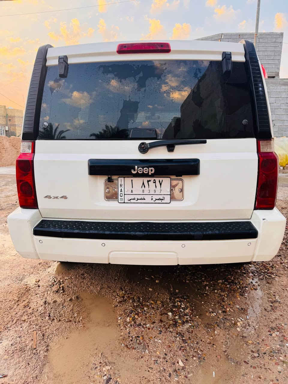 السلام عليكم 

جيب كوماندر 2007 
محرك 3700 كفالة
السيارة بيها قطع صبغ . 
الكير كفالة 
الحدادية ٥٠٪؜ 
السعر 100$ وبيها مجال 

العنوان ( البصرة - الدير - مفرق معمل الورق 

*********** البصرة, العراق
