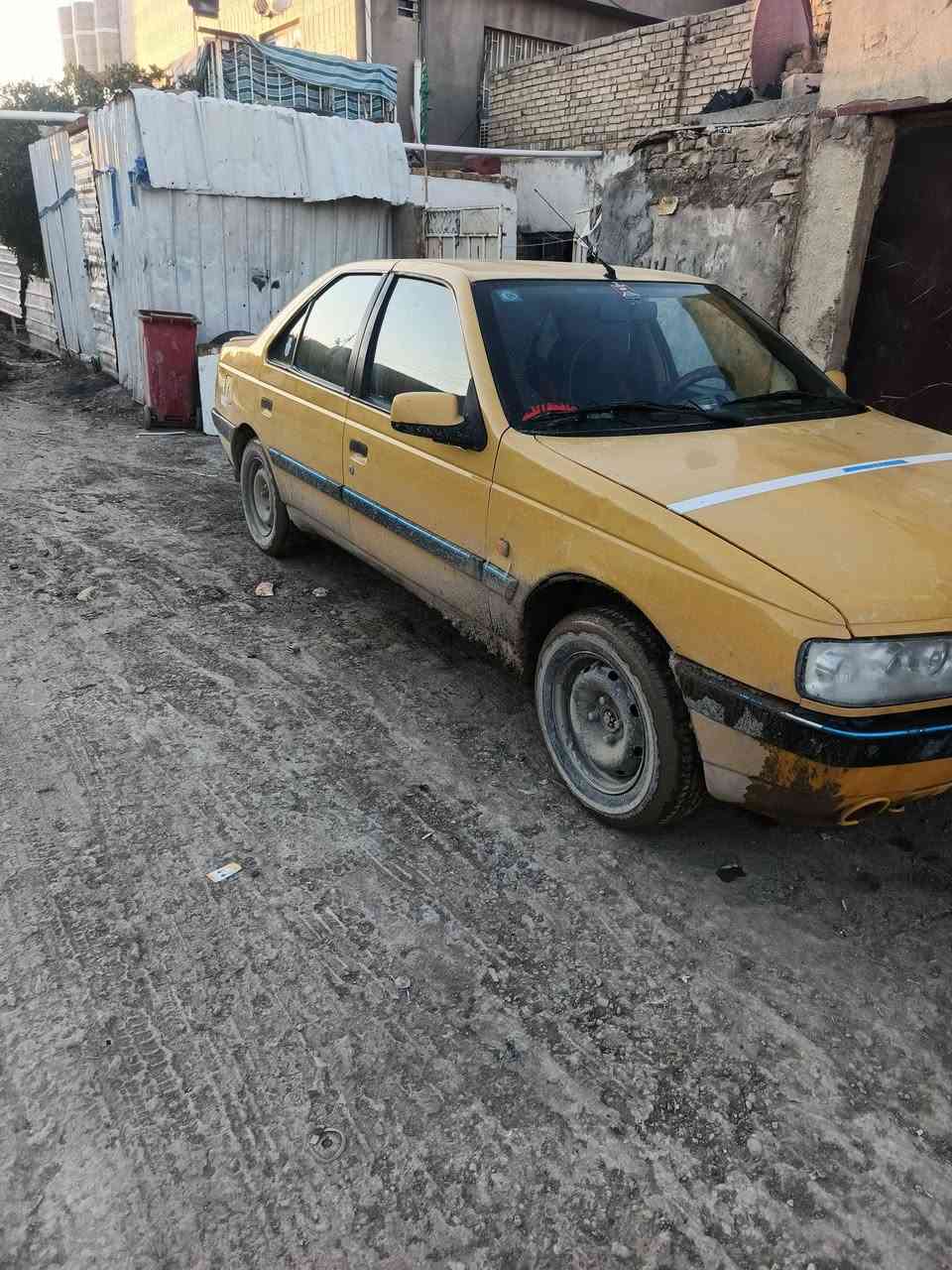 بيجو لبيع مديل2012 سعر 30بيه مجال*********** مده التحويل ثاني يوم مكانها حله حي المهندسين سياره بيها جرادات بنين وقماره والقبق جنطه
