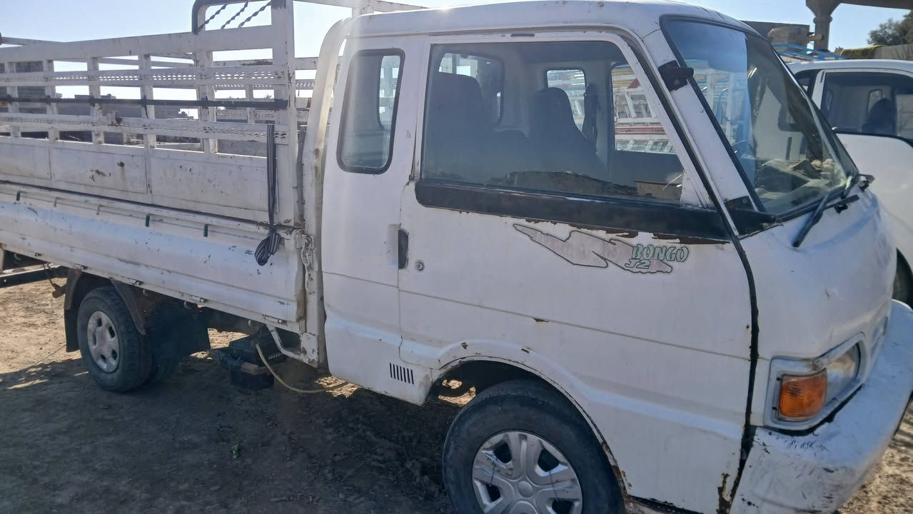 كيا بنكو موديل ١٩٩٦ سبعه جنكال سعر ٤٥ وبيهه مجال مكان ديالى *********** ***********
