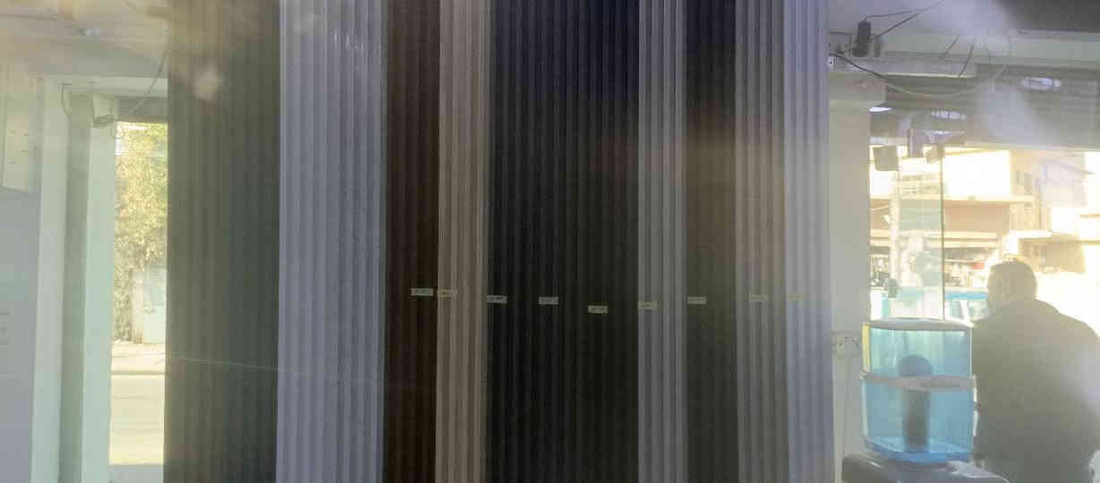 السلام عليكم
شغلي داخل الموصل فقط
كل يلي عليك تختار ديكور وحنا ننفذ ✅ 
جبسن بورد ✅ سقوف ثانوية ✅ بديل رخام ✅ بديل خشب ✅ ديكورات بلازمه ✅ سحبات ملكية ✅ 
يرجى مراسلة صفحه خاص أو الاتصال على رقم التالي 
*********** يوجد وتساب
